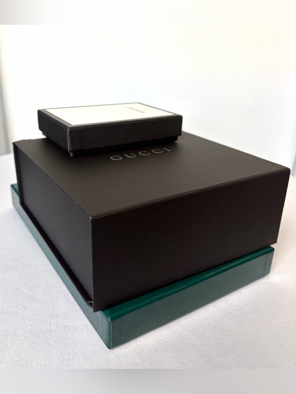 Gucci Set of Boxes, multiple sizes, Black, Green & Cream, GUC, - Picture 3 of 16